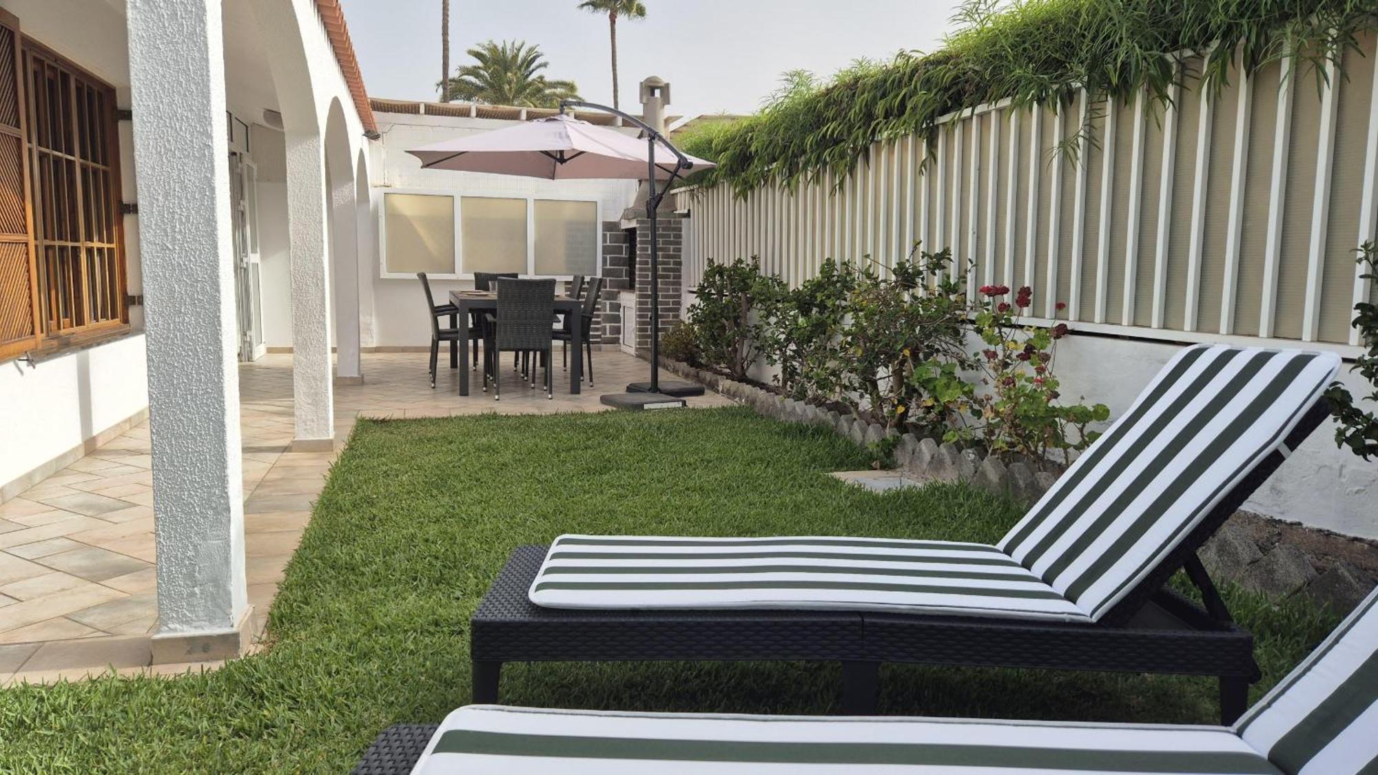 Oasis Holycan - By Gestion Vacacional Canarias San Bartolomé Exteriör bild