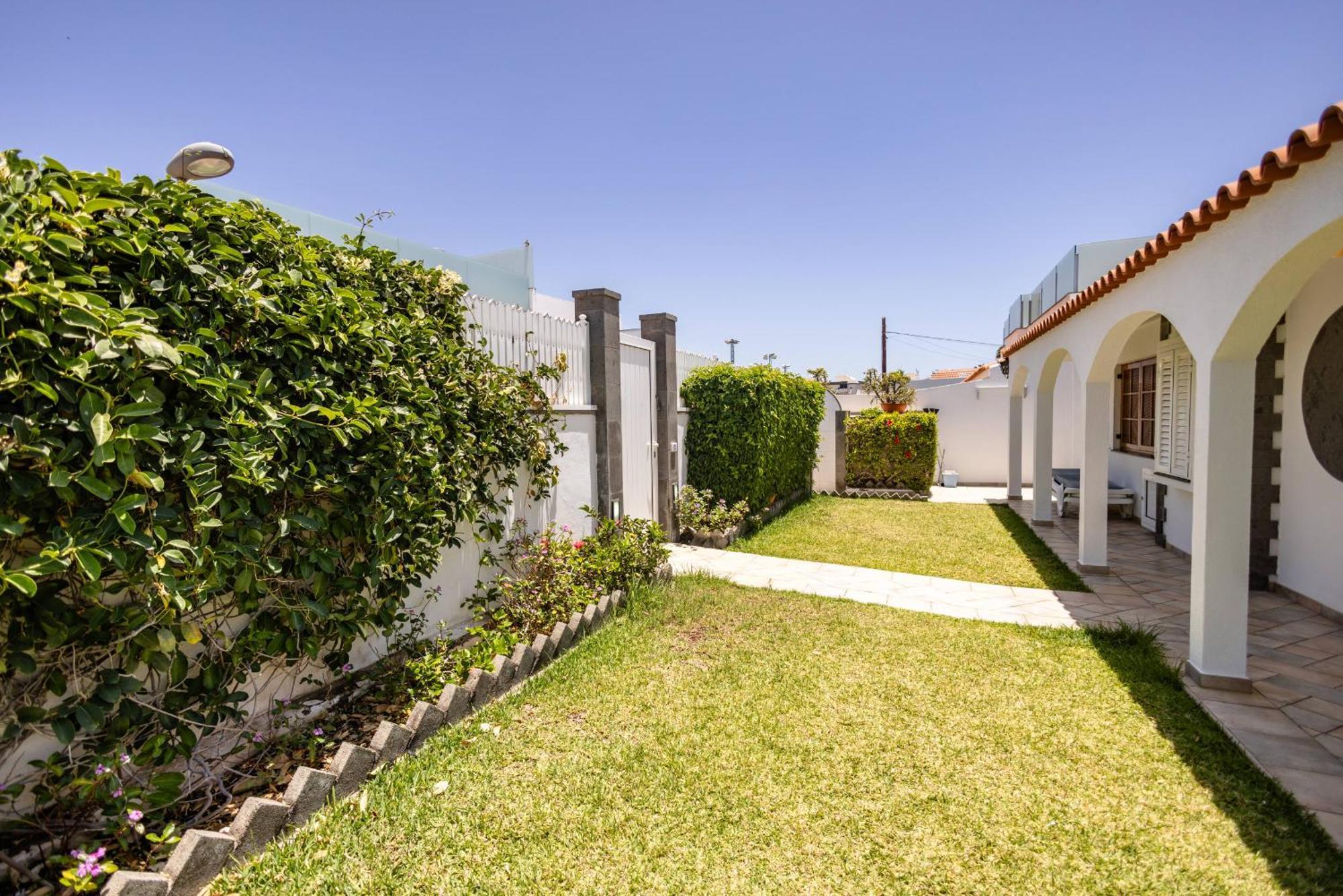 Oasis Holycan - By Gestion Vacacional Canarias San Bartolomé Exteriör bild