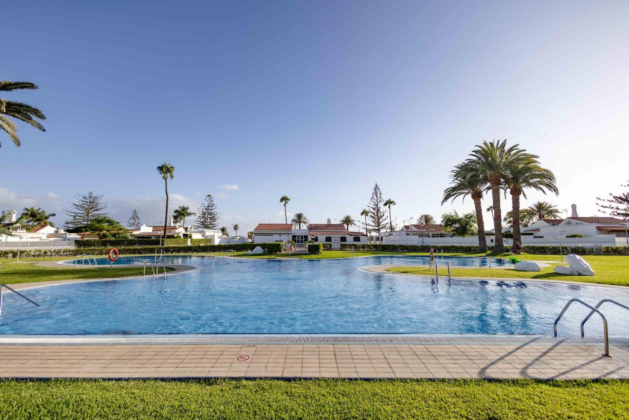 Oasis Holycan - By Gestion Vacacional Canarias San Bartolomé Exteriör bild