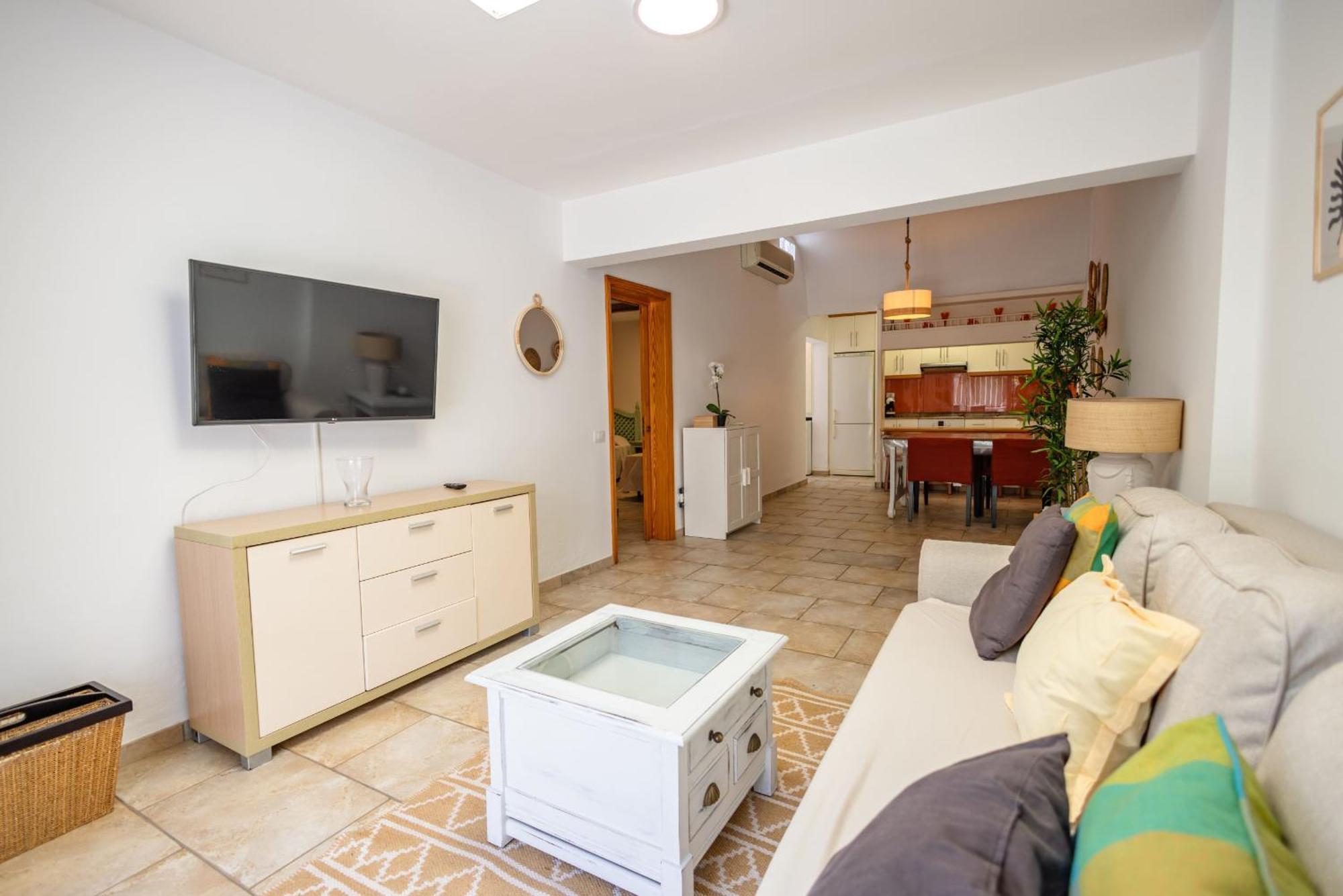 Oasis Holycan - By Gestion Vacacional Canarias San Bartolomé Exteriör bild